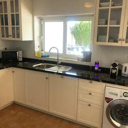 Estrella Del Mar Μαρμπέλλα